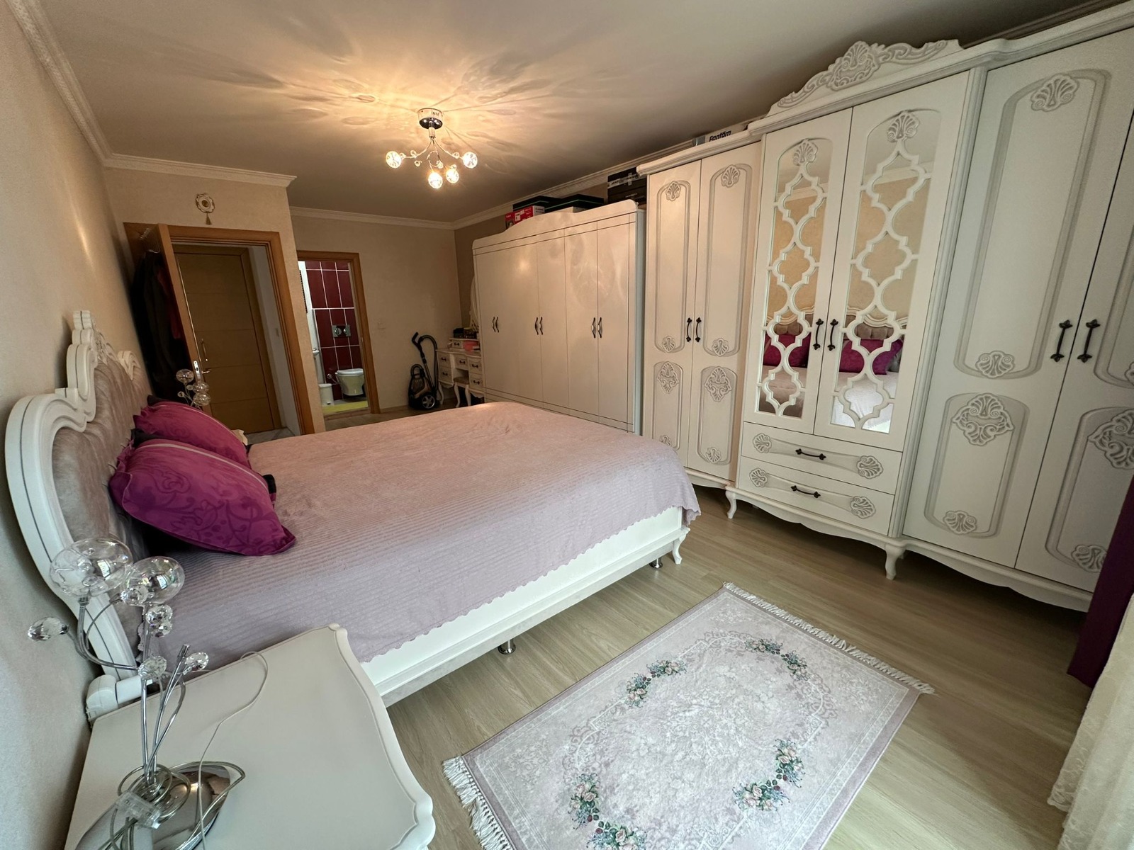 MABEL GAYRİMENKUL/ VAKFIKEBİR HUZUR PLAZA'DA 3+1 SATILIK DAİRE